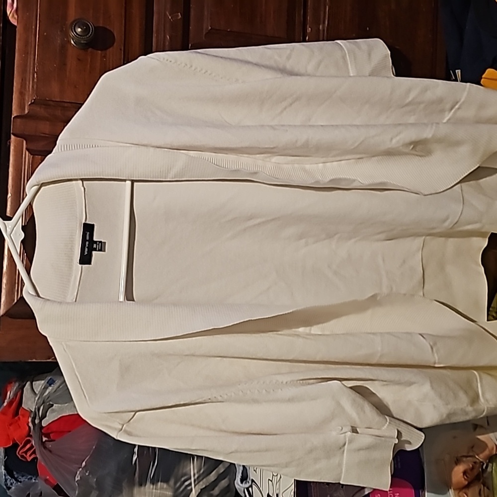 !!.           Womens 3X  sweater